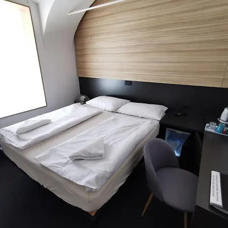 Cha Cha Guest house