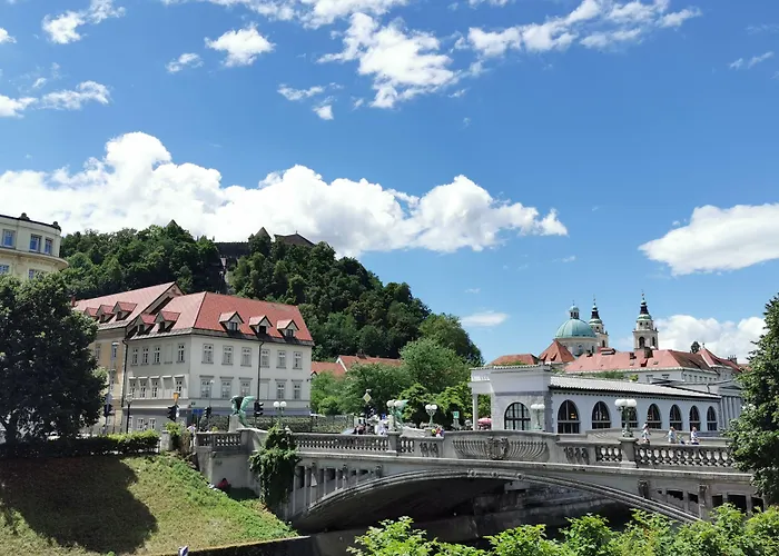 Konukevi Cha Cha Ljubljana