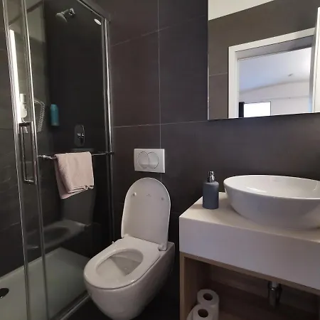 Cha Cha Pensjonat Lublana