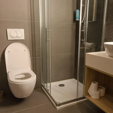 Cha Cha Pensjonat Lublana